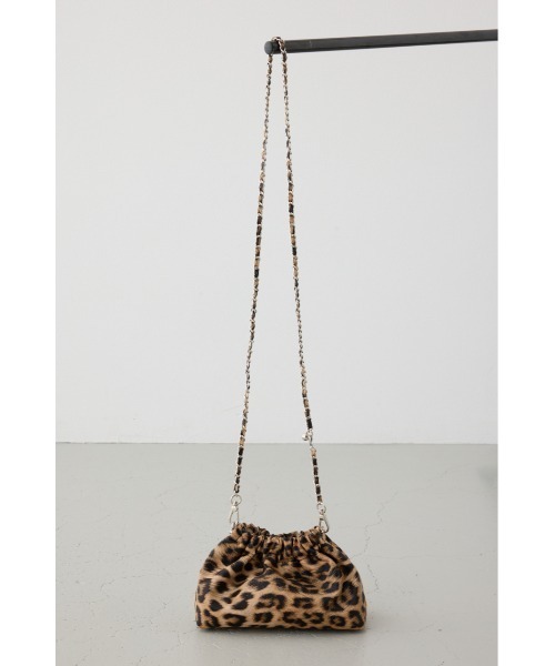 AZUL by moussy(アズールバイマウジー)の「メタルチェーンポシェットバッグ(ショルダーバッグ・レディース・ブラック/ブラウン系その他/シルバー/マジェンタ・FREE)」の19枚目の写真