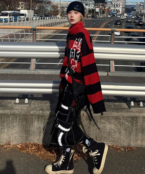 MAINBOOTH(メインブース)の「Free Stains Damage Sweater(RED)(ニット/セーター・レディース・その他・2/3)」の4枚目の写真