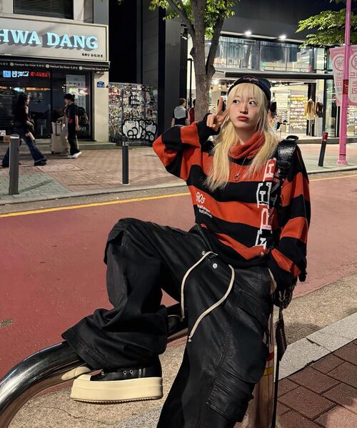 MAINBOOTH(メインブース)の「Free Stains Damage Sweater(RED)(ニット/セーター・レディース・その他・2/3)」の6枚目の写真
