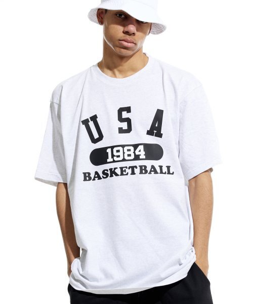CREAM SODA LAB(クリームソーダラボ)の「ユエスエイバスケットボール 半袖Tシャツ ライトグレー ブラック(Tシャツ/カットソー・メンズ・その他・LARGE/MEDIUM/X-LARGE/XX-LARGE)」の2枚目の写真