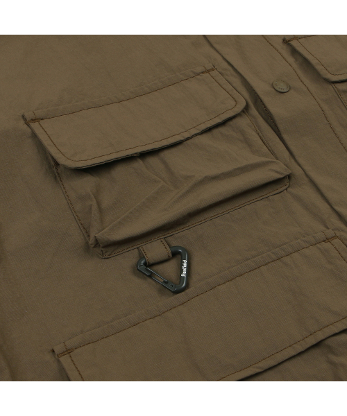 PENFIELD（ペンフィールド）の「MULTI POCKET PACKABLE HALF SHIRTS BROWN_FQ2WR40U（シャツ/ブラウス・メンズ・ブラウン・LARGE/MEDIUM/SMALL）」の6枚目の写真