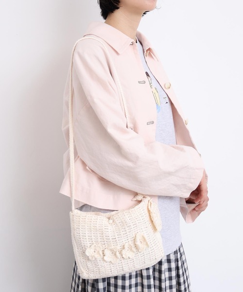 l'atelier du savon(アトリエドサボン)の「●handcraft かぎ針編みのようなミニバッグ(ショルダーバッグ・レディース・オフホワイト/ブラック/レッド・FREE)」の7枚目の写真