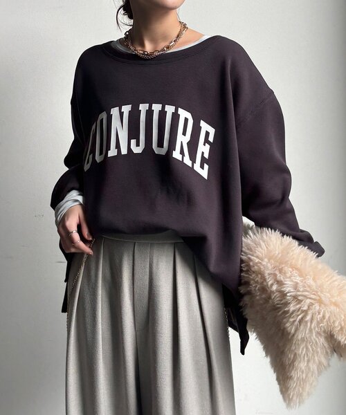 DouDou(ドゥドゥ)の「前後ロゴプリント裏起毛プルオーバー(Tシャツ/カットソー・レディース・グレイッシュベージュ/ブラウン/チャコールグレー・FREE)」の2枚目の写真