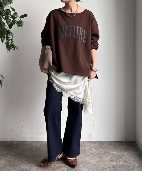 DouDou(ドゥドゥ)の「前後ロゴプリント裏起毛プルオーバー(Tシャツ/カットソー・レディース・グレイッシュベージュ/ブラウン/チャコールグレー・FREE)」の13枚目の写真