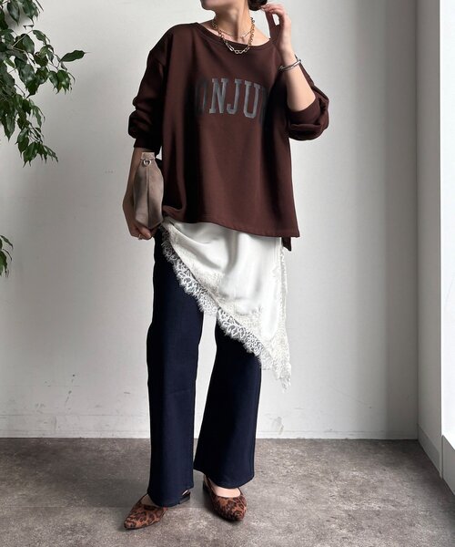 DouDou(ドゥドゥ)の「前後ロゴプリント裏起毛プルオーバー(Tシャツ/カットソー・レディース・グレイッシュベージュ/ブラウン/チャコールグレー・FREE)」の14枚目の写真