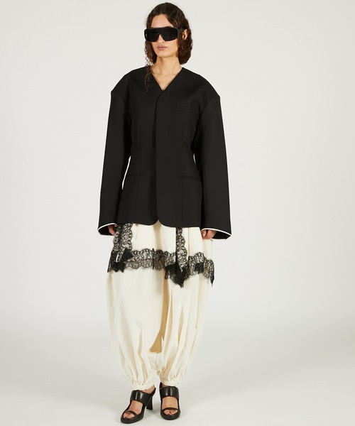 PRANK PROJECT（プランクプロジェクト）の「【2026Spring Pre-Order】ラウンドショルダーノーカラージャケット / Round Shoulder No-Collar Jacket（ノーカラージャケット・レディース・ブラック/ベージュ・FREE）」の3枚目の写真