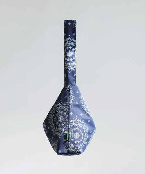 GREEN STUFF(グリーンスタッフ)の「seem full bag 62 - paisley navy(エコバッグ/サブバッグ・レディース・その他・FREE)」の8枚目の写真