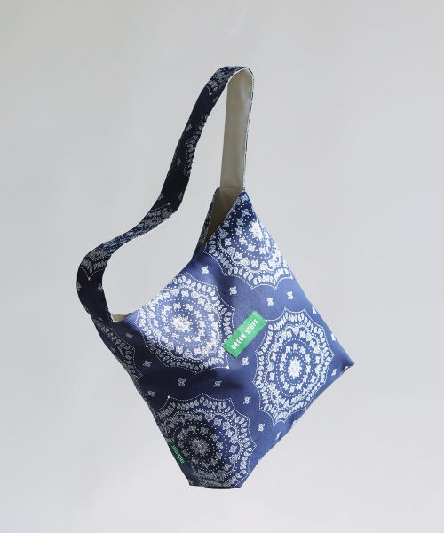 GREEN STUFF(グリーンスタッフ)の「seem full bag 62 - paisley navy(エコバッグ/サブバッグ・レディース・その他・FREE)」の9枚目の写真