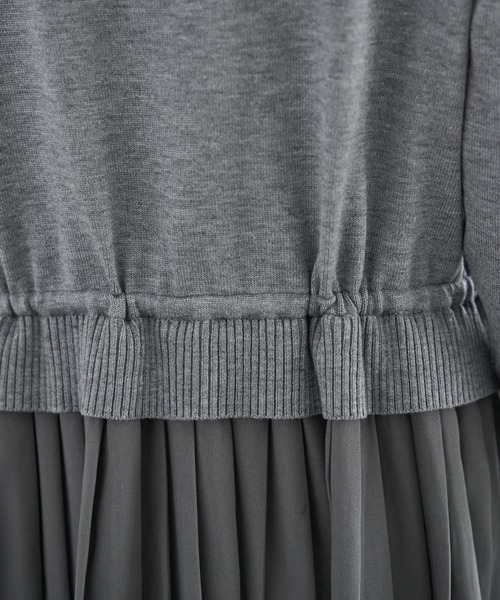 STYLE DELI（スタイルデリ）の「プリーツスカートドッキングワンピース（ワンピース・レディース・ブラック/グレー・FREE）」の14枚目の写真
