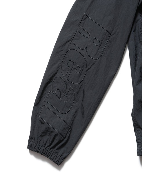 BIG LOGO NYLON STAND COLLAR BLOUSON（ナイロンジャケット）｜F.C.
