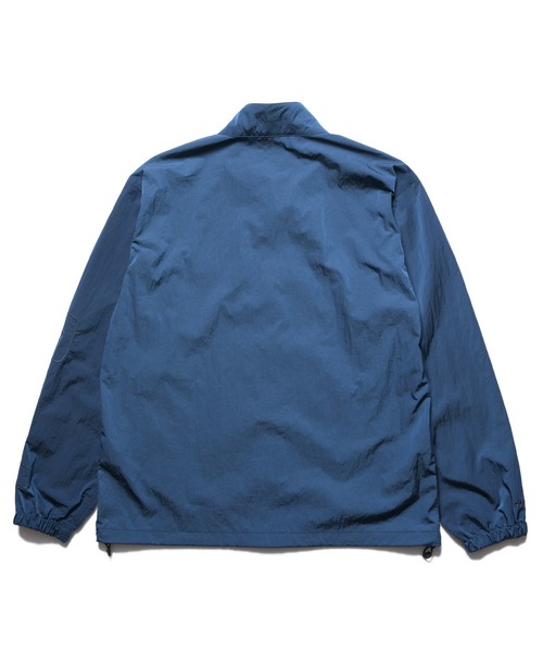 F.C.Real Bristol(エフシーレアルブリストル)の「BIG LOGO NYLON STAND COLLAR BLOUSON(ナイロンジャケット・メンズ・ブルー/オフホワイト/レッド/ブラック・MEDIUM/LARGE/SMALL/X-LARGE/XX-LARGE)」の12枚目の写真