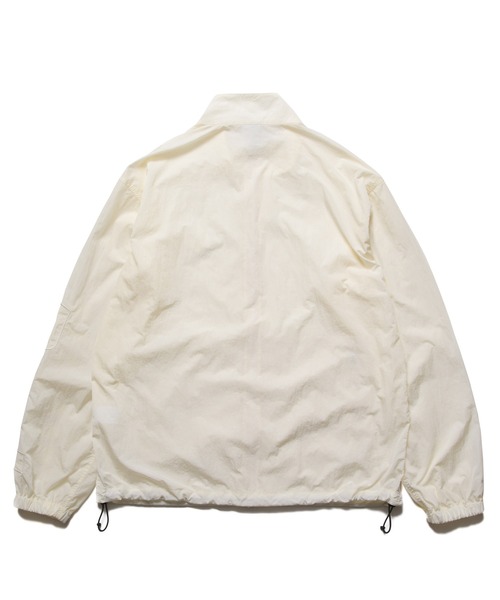 F.C.Real Bristol(エフシーレアルブリストル)の「BIG LOGO NYLON STAND COLLAR BLOUSON(ナイロンジャケット・メンズ・ブルー/オフホワイト/レッド/ブラック・MEDIUM/LARGE/SMALL/X-LARGE/XX-LARGE)」の19枚目の写真