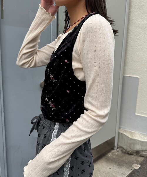 CIAOPANIC（チャオパニック）の「ラインストーンフラワー刺繡ビスチェ（キャミソール・レディース・パープル/アイボリー/ブラック・ONE SIZE）」の13枚目の写真