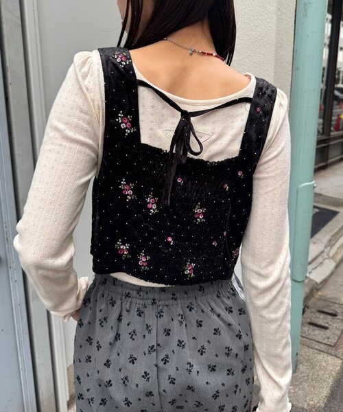 CIAOPANIC（チャオパニック）の「ラインストーンフラワー刺繡ビスチェ（キャミソール・レディース・パープル/アイボリー/ブラック・ONE SIZE）」の14枚目の写真