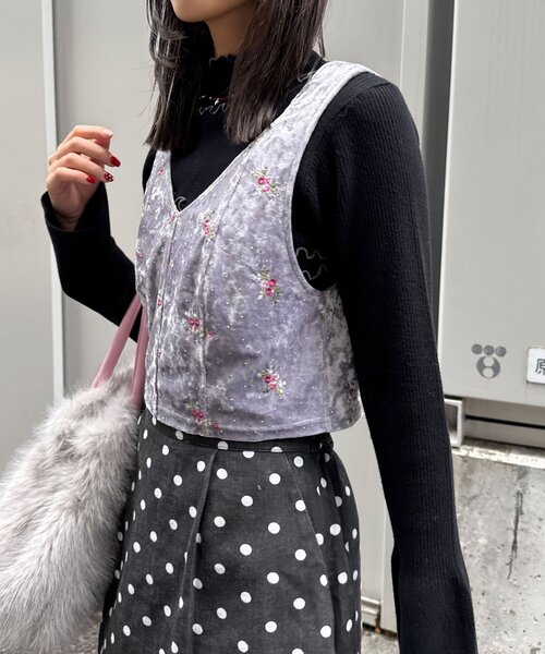 CIAOPANIC（チャオパニック）の「ラインストーンフラワー刺繡ビスチェ（キャミソール・レディース・パープル/アイボリー/ブラック・ONE SIZE）」の19枚目の写真