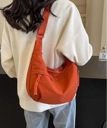 ショルダーバッグ 軽量 シンプル