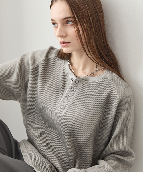 Spielio(シュピーリオ)の「【Spielio】Henley neck thermal cutsew / ヘンリーネックサーマルカットソー(Tシャツ/カットソー・メンズ・ブラック/グレー・L/M/S)」の19枚目の写真