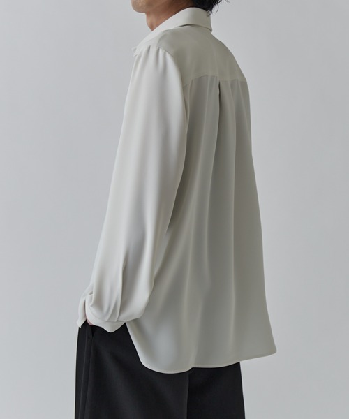 Lui's（ルイス）の「ソフトタッチベーシックシャツ（シャツ/ブラウス・メンズ・ホワイト/ブラック/ネイビー・S/M）」の5枚目の写真