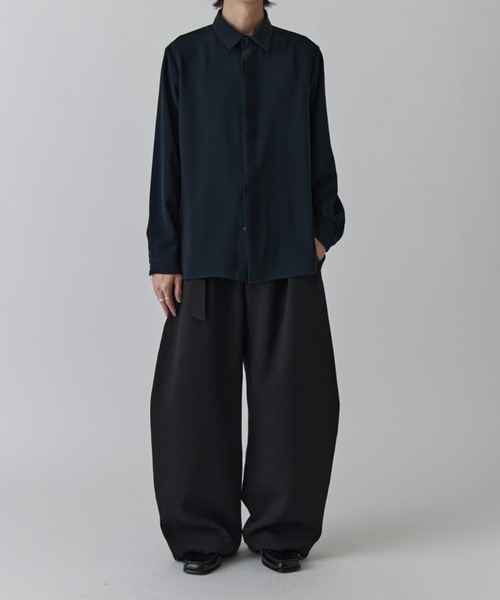 Lui's（ルイス）の「ソフトタッチベーシックシャツ（シャツ/ブラウス・メンズ・ホワイト/ブラック/ネイビー・M/S）」の11枚目の写真