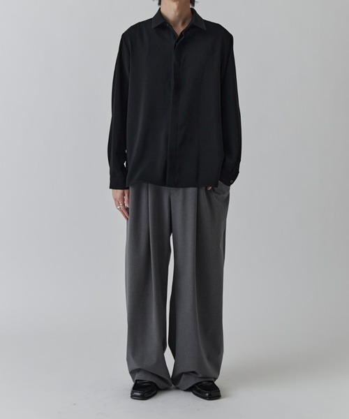 Lui's（ルイス）の「ソフトタッチベーシックシャツ（シャツ/ブラウス・メンズ・ホワイト/ブラック/ネイビー・M/S）」の4枚目の写真