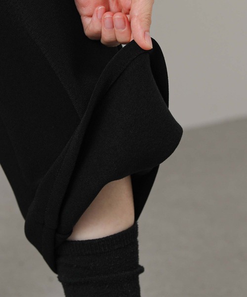 Gready Brilliant(グレディブリリアン)の「裏起毛セミフレアパンツ(その他パンツ・レディース・ブラック・36/38)」の6枚目の写真