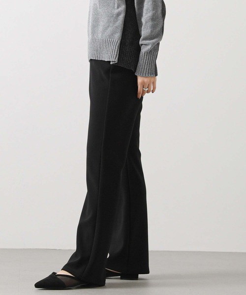 Gready Brilliant(グレディブリリアン)の「裏起毛セミフレアパンツ(その他パンツ・レディース・ブラック・36/38)」の15枚目の写真