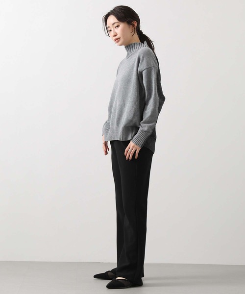 Gready Brilliant(グレディブリリアン)の「裏起毛セミフレアパンツ(その他パンツ・レディース・ブラック・36/38)」の10枚目の写真