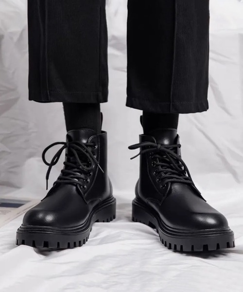 WESTBOY(ウエストボーイ)の「厚底 3.5cm ミリタリー レースアップ アンクルブーツ WO25W17SH01(ブーツ・メンズ・ブラック・41/42/43/44)」の1枚目の写真
