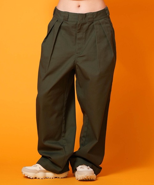 Dickies（ディッキーズ）の「【ムラサキスポーツ限定】Dickies/ディッキーズ ロングパンツ ツータック バギーパンツ ワイドシルエット DY0002（その他パンツ・レディース・ブラック/オリーブ/ホワイト/カーキブラウン・L/M）」の4枚目の写真