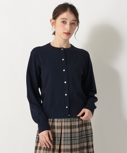 Afternoon Tea(アフタヌーンティー)の「トリプルケアベーシックカーディガン(カーディガン/ボレロ・レディース・イエロー/ライトグレー/グリーン/ブルー/ネイビー/パープル・MEDIUM/LARGE)」の4枚目の写真