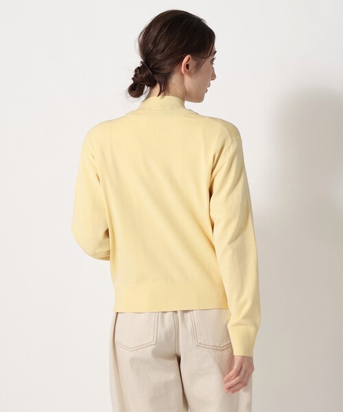 Afternoon Tea(アフタヌーンティー)の「トリプルケアベーシックカーディガン(カーディガン/ボレロ・レディース・イエロー/ライトグレー/グリーン/ブルー/ネイビー/パープル・MEDIUM/LARGE)」の7枚目の写真