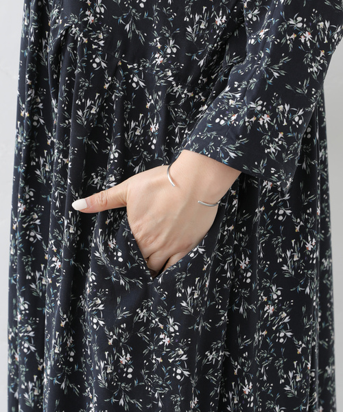 JOURNAL STANDARD LUXE（ジャーナルスタンダード　ラックス）の「フラワー ampleプルワンピース（ワンピース・レディース・ブラック・FREE）」の17枚目の写真