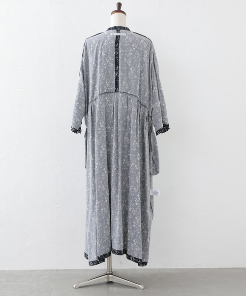 JOURNAL STANDARD LUXE（ジャーナルスタンダード　ラックス）の「フラワー ampleプルワンピース（ワンピース・レディース・ブラック・FREE）」の22枚目の写真