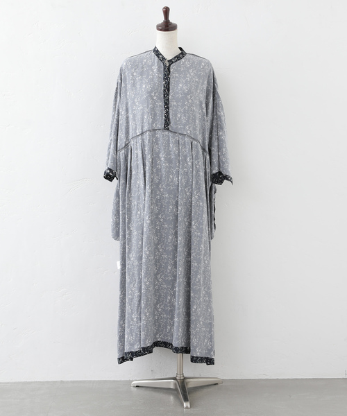 JOURNAL STANDARD LUXE(ジャーナルスタンダード ラックス)の「フラワー ampleプルワンピース(ワンピース・レディース・ブラック・FREE)」の3枚目の写真