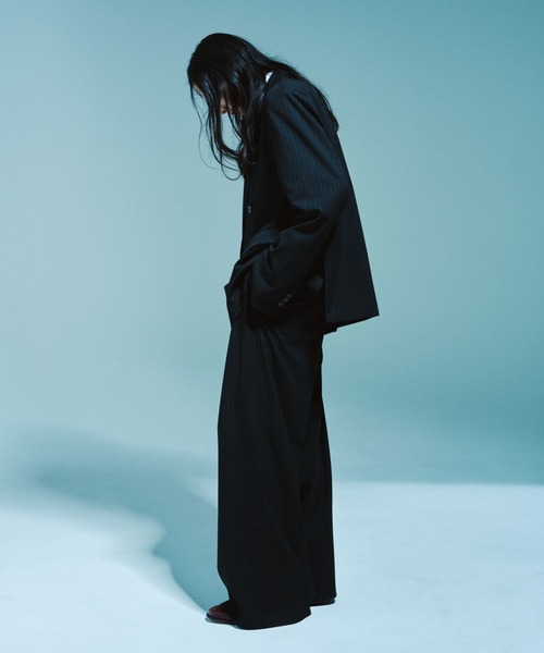 Camphor wood（カンファーウッド）の「1TUCK WIDE BAGGY STRIPE SLACKS / ワンタックワイドバギーストライプスラックス【セットアップ可能】（スラックス・メンズ・グレー/ブラック・SMALL/MEDIUM/LARGE）」の5枚目の写真