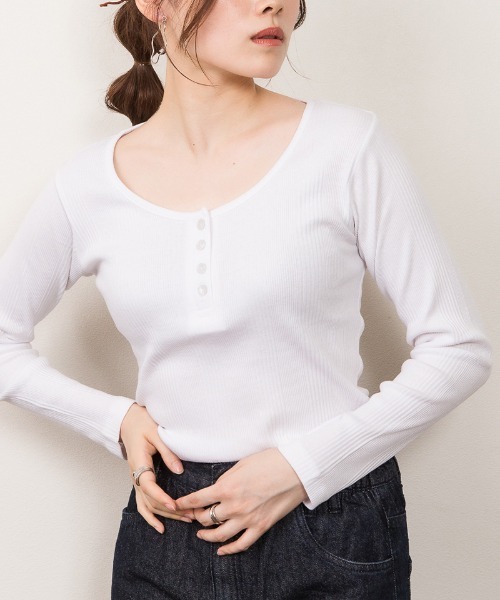 aity(アイティ)の「M-4L ランダムリブ ヘンリーネックカットソー 夏服(Tシャツ/カットソー・レディース・ブラック/杢グレー/ホワイト・LL/L/M/4L/3L)」の1枚目の写真
