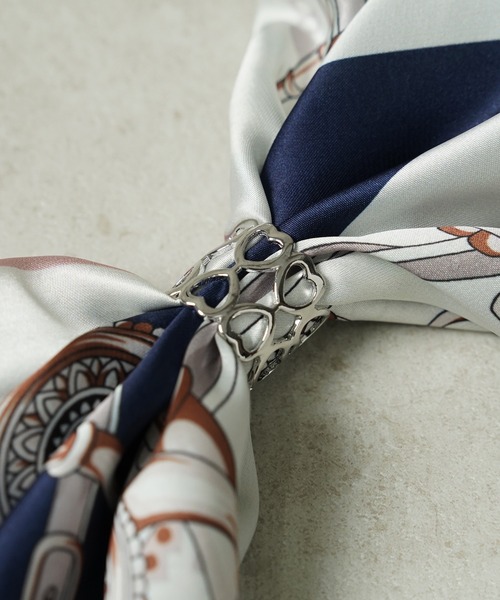 THE MILES（ザ マイルズ）の「"03"アソート スカーフリング（バンダナ/スカーフ・レディース・シルバー系1/シルバー系6/シルバー系4/ゴールド系3/シルバー系2/ゴールド系1/シルバー系5/ゴールド系4/シルバー系3/ゴールド系2/ゴールド系6/ゴールド系5・ONE SIZE）」の7枚目の写真