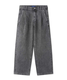BLACKBROWN（ブラックブラウン）の「ワンタックワイドフィットデニムパンツ [WASHED GRAY]（デニムパンツ）」