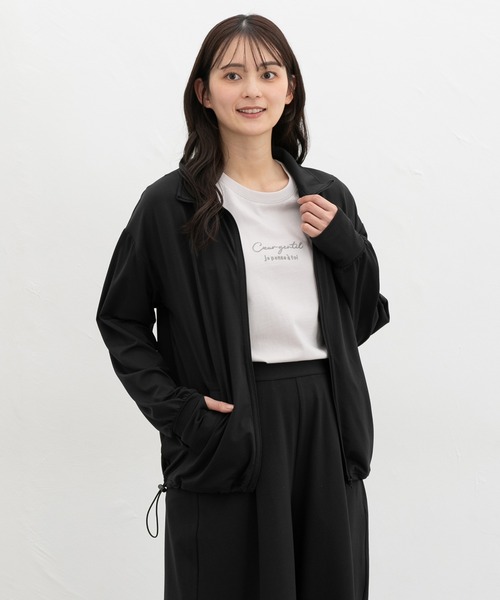 Honeys(ハニーズ)の「【ハニさら・アクティブウェア・速乾ドライ・抗菌防臭・UVカット】スタンド衿ラッシュガード(パーカー・レディース・ライトベージュ/ライトブルー/ブルーグレー/ブラック・S/M/LL/L)」の11枚目の写真