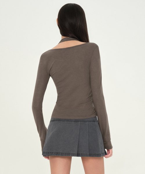 MUSINSA STANDARD WOMAN（ムシンサスタンダードウーマン）の「ウィメンズウールテンセルホルターレイヤード長袖Tシャツ[ブラウン]（Tシャツ/カットソー・レディース・その他・X-SMALL/SMALL/MEDIUM/LARGE）」の5枚目の写真
