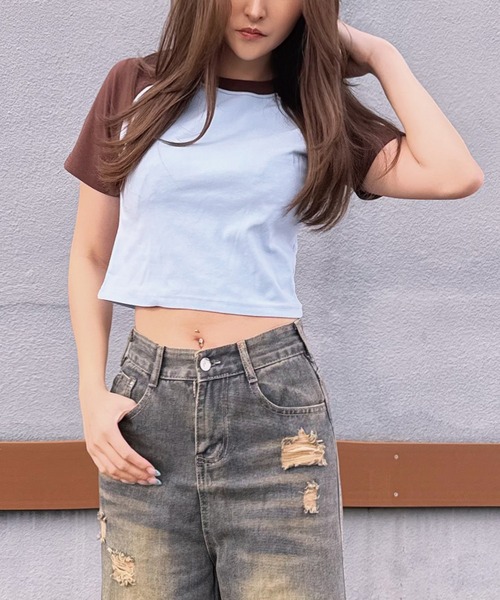 ADDITION STORE（アディションストア）の「＼配色のカラーがカワイイ♪／クロップド ラグランスリーブ T / チビT（Tシャツ/カットソー・レディース・ブラック×ホワイト/ブラウン/ブラック×ピンク/グレー×ピンク・SMALL/MEDIUM/LARGE）」の12枚目の写真