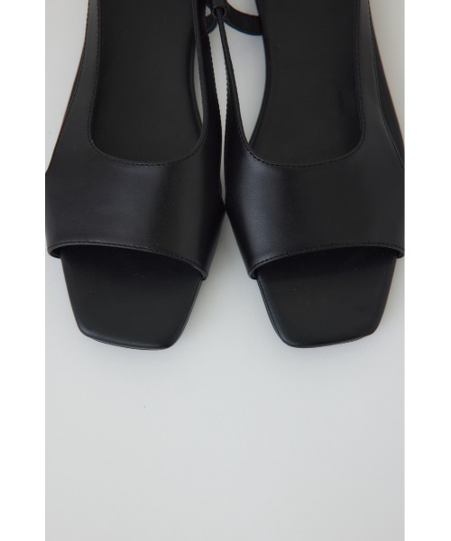 RIM.ARK(リムアーク)の「【PRE ORDER】Minimal leather sandal ミニマル レザー サンダル(サンダル・レディース・ブラック/ライトイエロー/グリーン・39/38/37/36)」の8枚目の写真