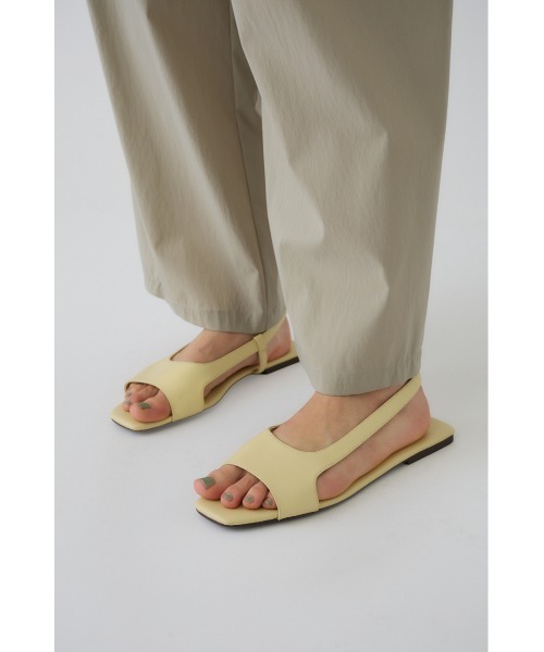 RIM.ARK(リムアーク)の「Minimal leather sandal ミニマル レザー サンダル(サンダル・レディース・ブラック/ライトイエロー/グリーン・39/38/37/36)」の15枚目の写真