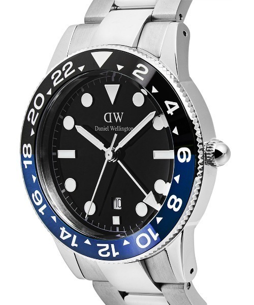 Daniel Wellington(ダニエルウェリントン)の「Iconic GMT Link Black 40MM メイズ腕時計 シルバー(アナログ腕時計・メンズ・グリーン/ブラック・40mm)」の8枚目の写真