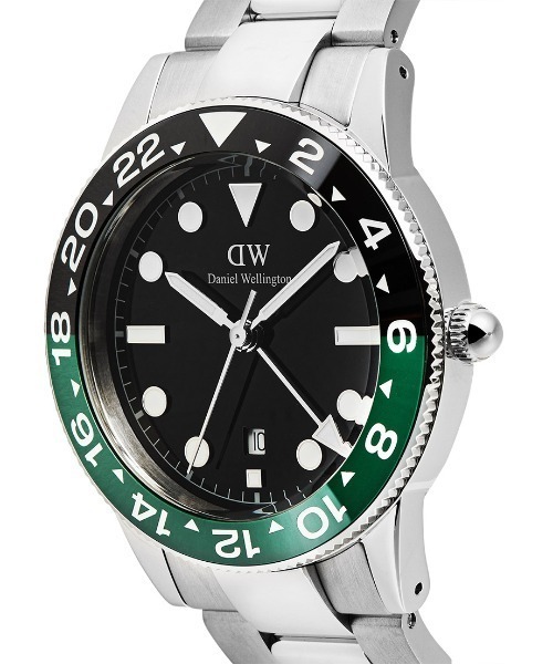 Daniel Wellington(ダニエルウェリントン)の「Iconic GMT Link Black 40MM メイズ腕時計 シルバー(アナログ腕時計・メンズ・グリーン/ブラック・40mm)」の6枚目の写真