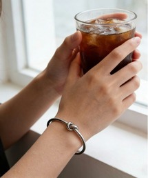 Apparat+（アパラートプラス）の「ノットモチーフ バングル（バングル/リストバンド）」