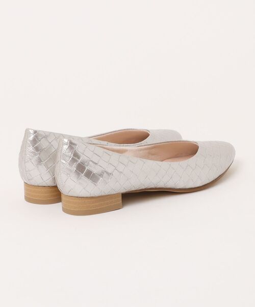 MELMO(メルモ)の「型押しカッターパンプス(パンプス・レディース・ブラック/シルバー・22.5cm/23.5cm/24.0cm/24.5cm/23.0cm)」の3枚目の写真