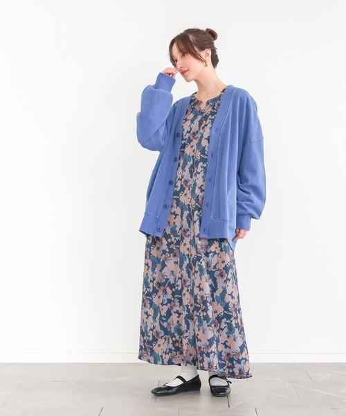 n'OrLABEL(ノアールレーベル)の「花柄シャーリングギャザーワンピース(ワンピース・レディース・ブラック/ブルー・FREE)」の8枚目の写真