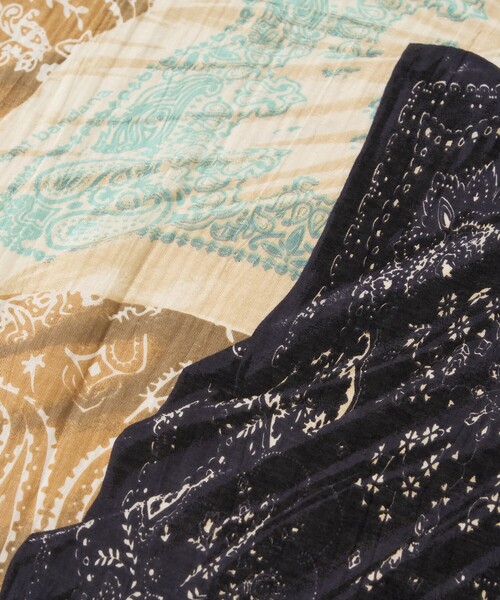 Rouge vif(ルージュヴィフ)の「【manipuri/マニプリ】フラグメントバンダナ コットンシルクストール 120×120 インド製(ストール/ショール・レディース・ブラック・フリー)」の12枚目の写真