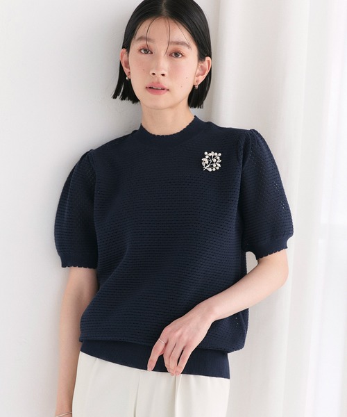 RUIRUE BOUTIQUE(ルイルエブティック)の「洗える/ストレッチ | クロシェ風 パフ ニット | トップス・ニットトップス・サマーニット・シアートップス・かぎ針編み風ニット・メッシュトップス・プルオーバー・Tシャツ(ニット/セーター・レディース・ブラック/ネイビー/ライトベージュ/ホワイト/ブルー・L/M)」の4枚目の写真
